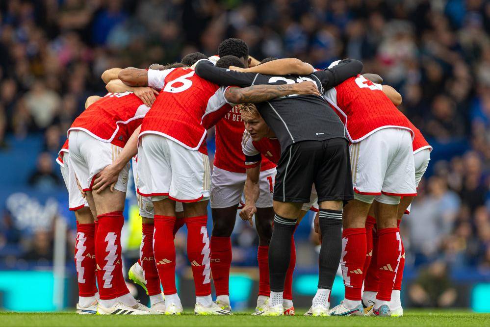 英超回顾：输也要输得明白！又要白忙一场，枪手这次是如何丢掉冠军奖杯的？