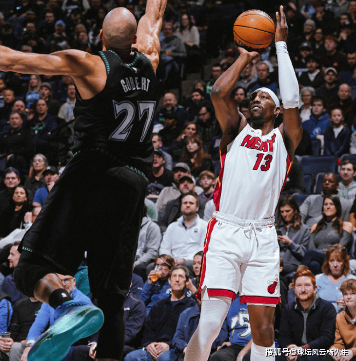 实力碾压。森林狼122-94轻取热火，爱德华兹26分救主