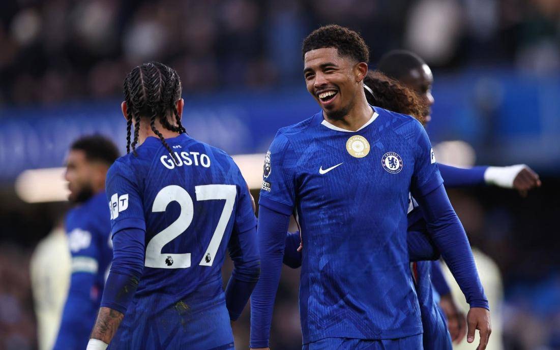 古斯托传射，切尔西2-0埃弗顿豪取31场不败，送莫耶斯2大耻辱纪录